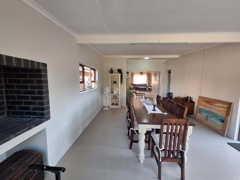 7 Bedroom Property for Sale in Bay View Western Cape